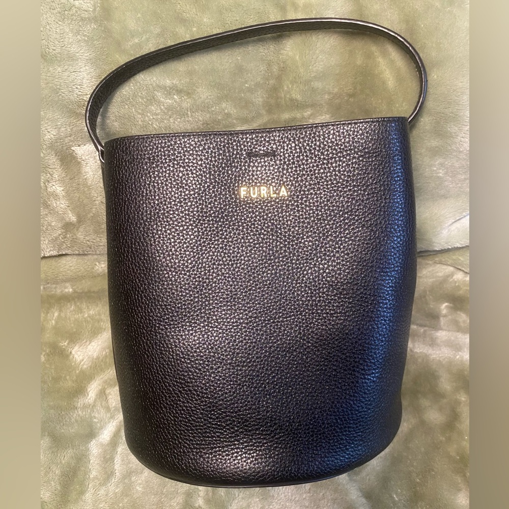 Furla Danae Black Leather Shoulder Bag